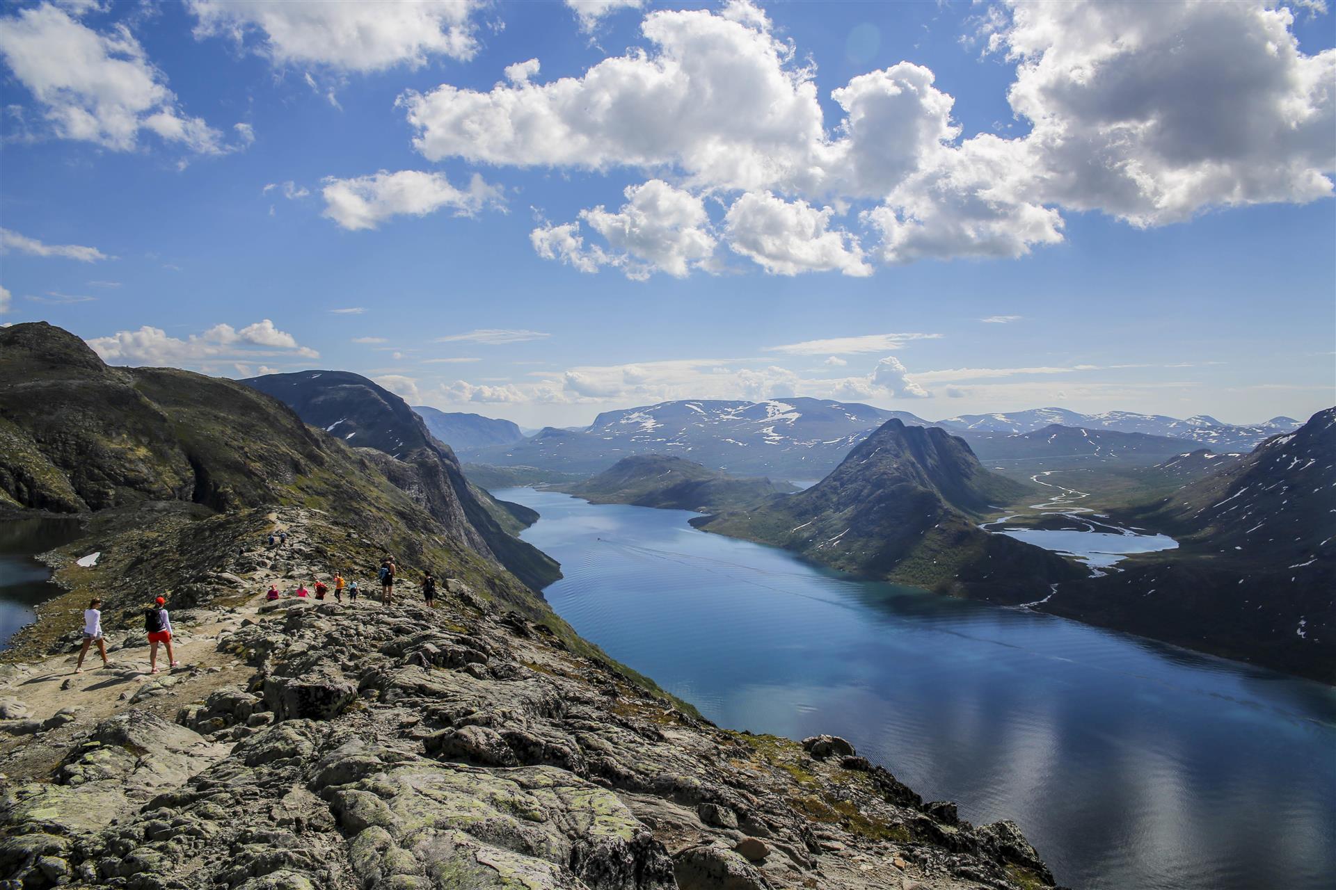 Besseggen, Gjende og Knutshø